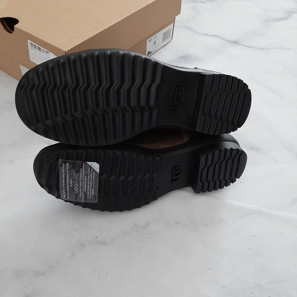 UGG Brown Attell Leather Booties Size 5 - Picture 8 of 11